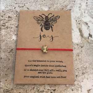 Bee Magical Bracelet